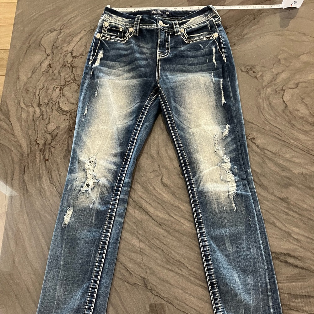 Miss Me Distressed Jeans Size 26, Curvy Skinny